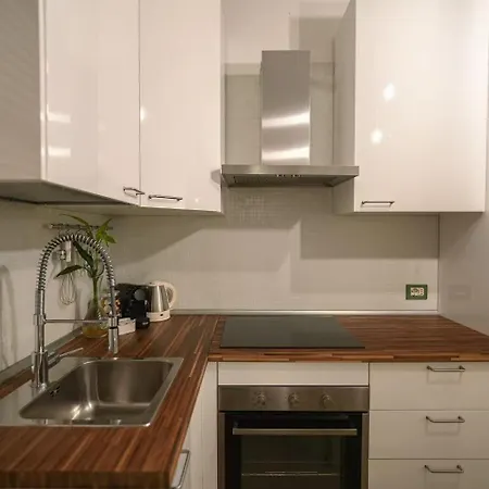 The Riverside Loft דירה *
